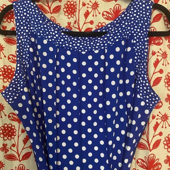 Flowy polka dot summer dress - Picture 2 of 6